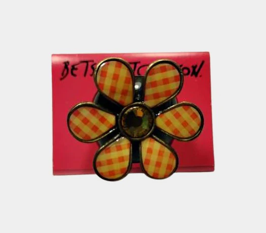 Vintage Pink Gingham Flower Ring | RE:LUV